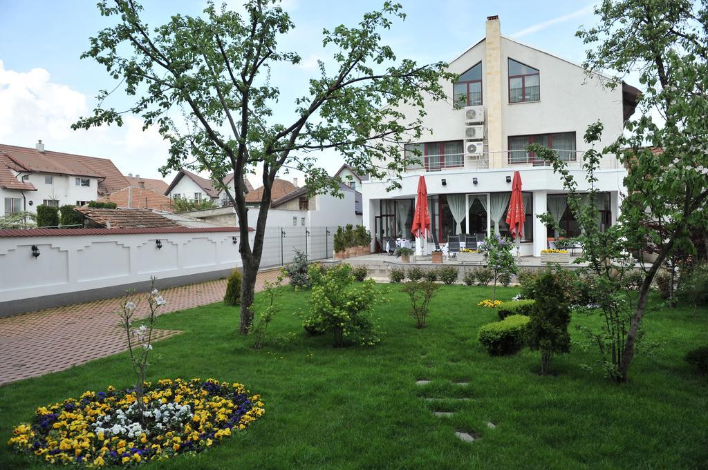 Hotel Casa Jasmine Braşov Esterno foto