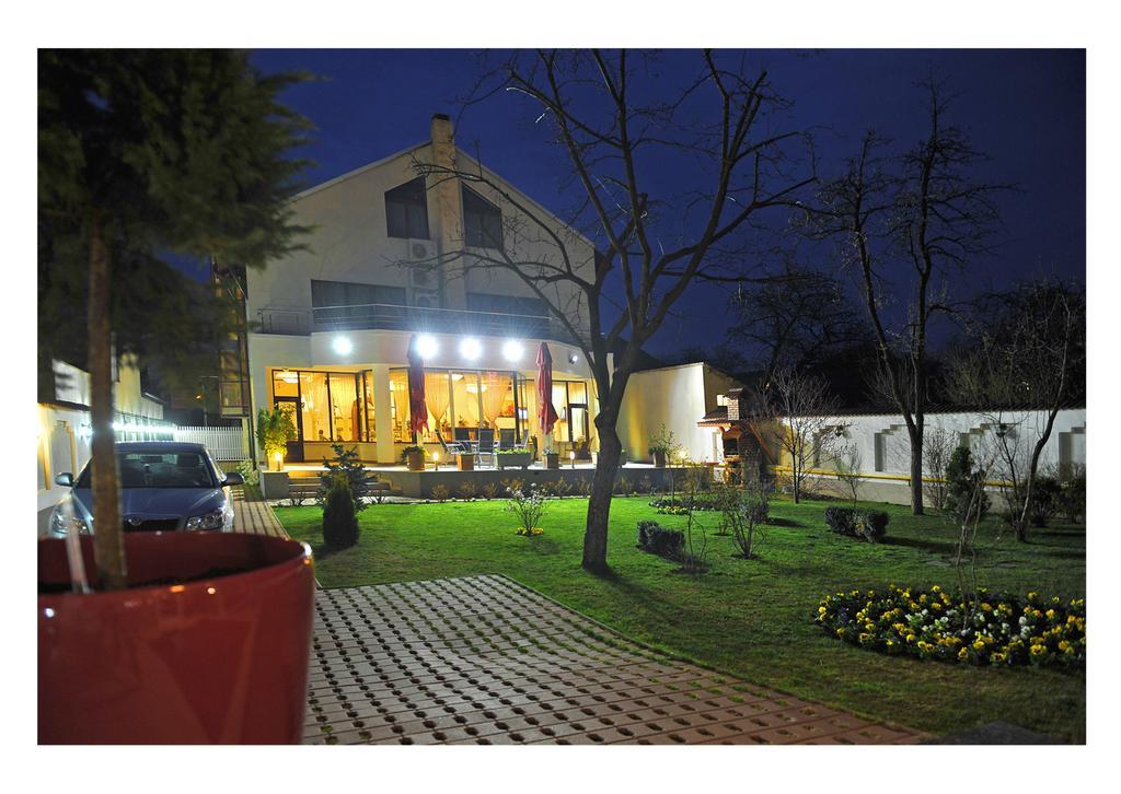 Hotel Casa Jasmine Braşov Esterno foto